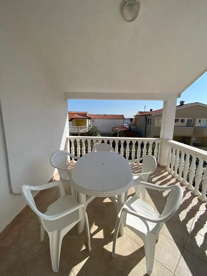 Apartments Sun And Sea Vir