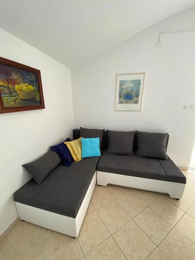 Apartments Sun And Sea Vir